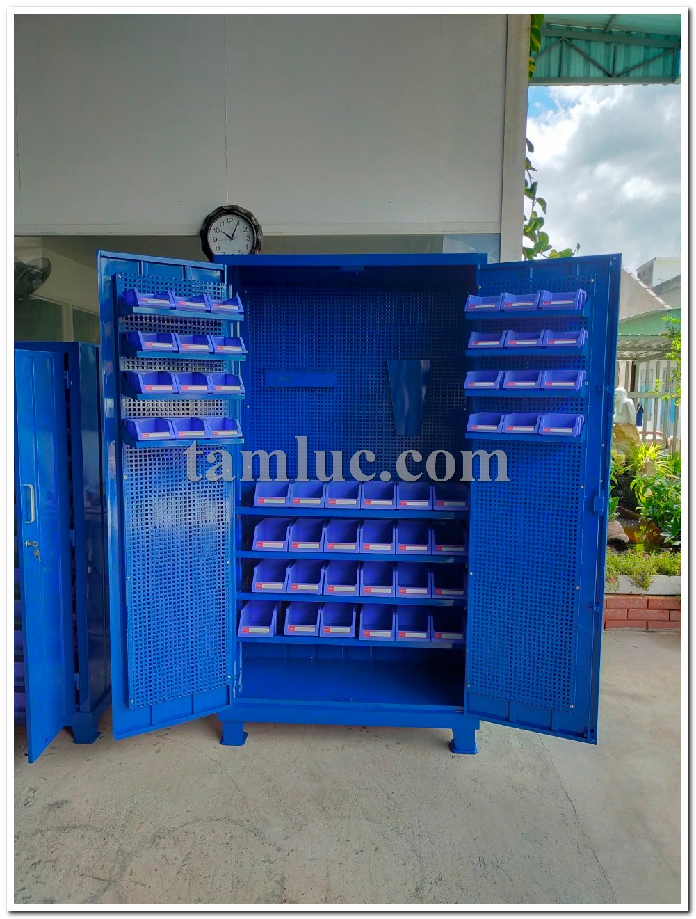 NX - TKH06 Tủ dụng cụ kết hợp (Bảng treo, khay nhựa, đế đặt công cụ, kệ sắt)